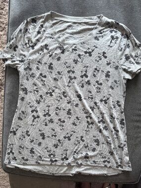 Disney - Grey T-Shirt with black Mickeys and Minnies - GUC, Size XL